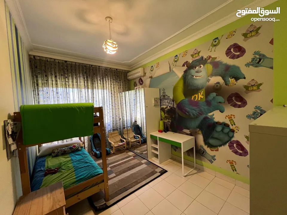 Three bedroom apartment for rent in Abdoun ( Property 39786 )-174545976