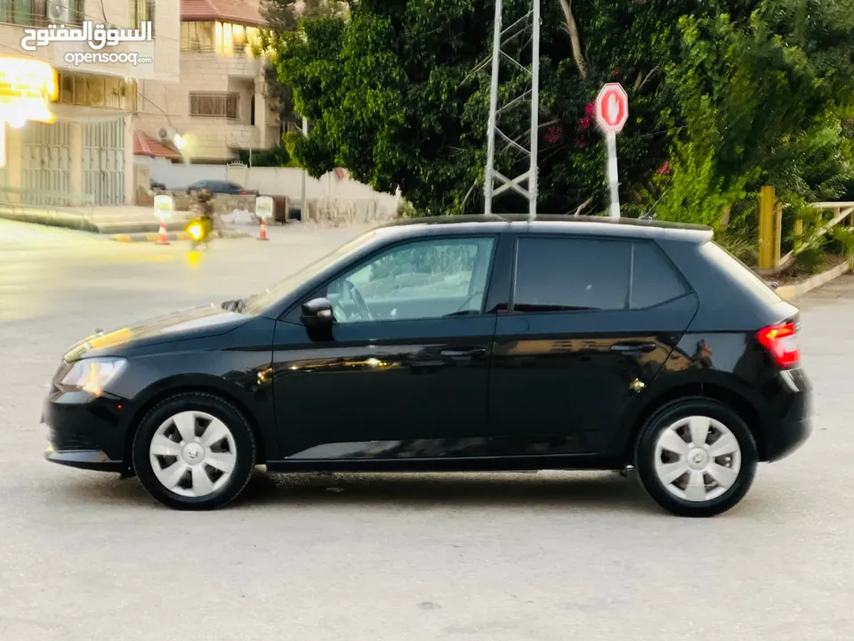 سكودا فابيا موديل 2017_ماتور 1200تربوا-اصل برايفت السيارة صلاة النبي نظيفة وسعر مميز ،،،،مميز