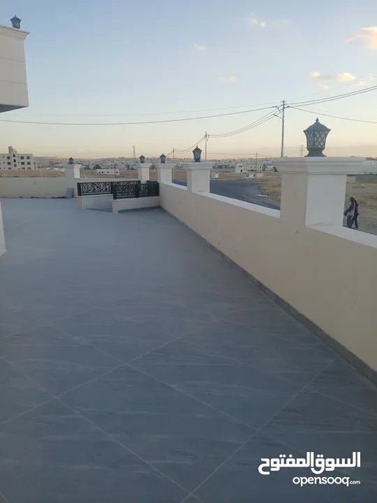 قطع اراضي المستنده الطبقه والمستنده موقع مميز لقطه 27500 يوجد فيلا بالبيضاء الأرض 500 البناء 240 متر
