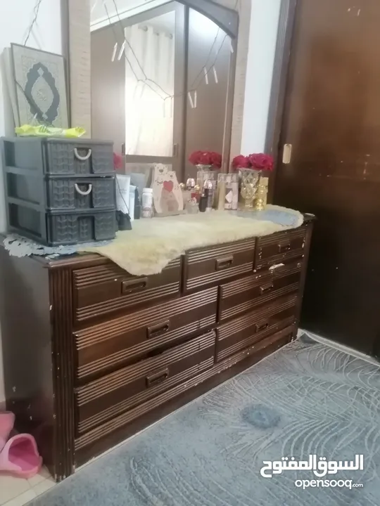 للبيع مستعمل نظيف بحالتي السفر