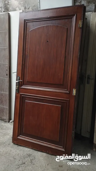 المستعمل لعبتنا  لدينا كل ما هو مستعمل ابواب المنيوم وشبابيك حمايات حديد ودرابزينات ابواب حديد تفصيل