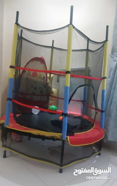 ترومبولين trampoline مستعمل وبحالة جيدة ومقعد حمام أطفال Bathroom seat for children جديد new