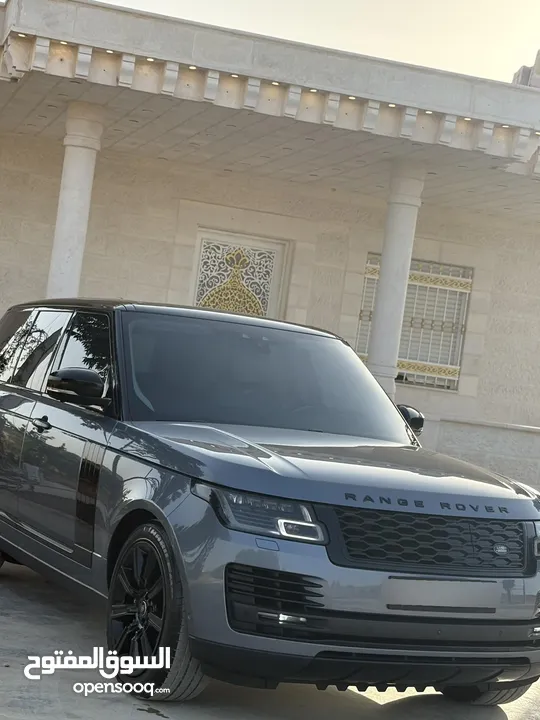 ‏Range Rover Vougue Autobiography Black edition plug in hybrid2020