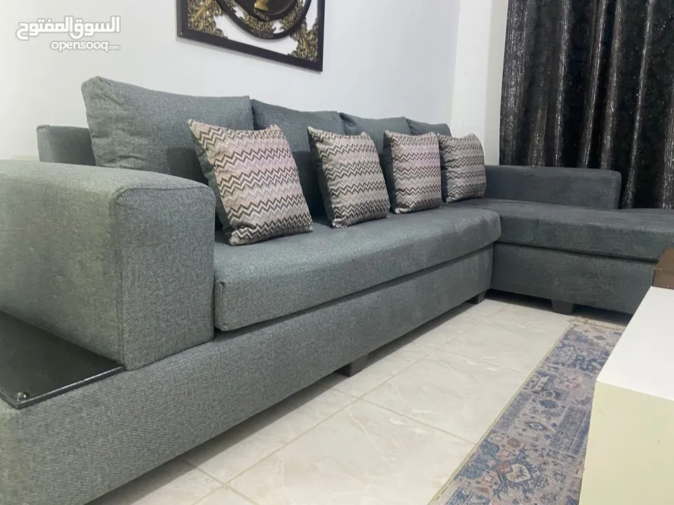 أطقم كنب وكورنرات خشب سويد ثقيل جدا اسفنج دانلوب والضهر هولو طبي الارضيات كوشوك