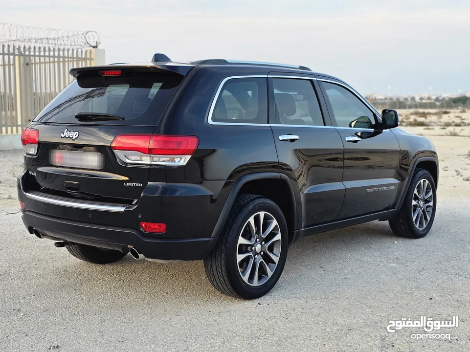 2018 Jeep grand Cherokee V8 limited