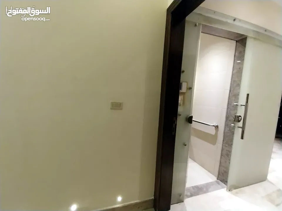 شقه تسويه مع حديقه بناء عصري تشطيبات سوبر ديلوكس في جبل عمان ( Property ID : 30330 )