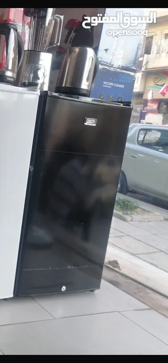 ثلاجه نيوتن 6 قدم 90 ليتر اسود مع مفتاح رفين سعر. حرق