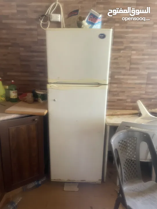 اثاث مستعمل