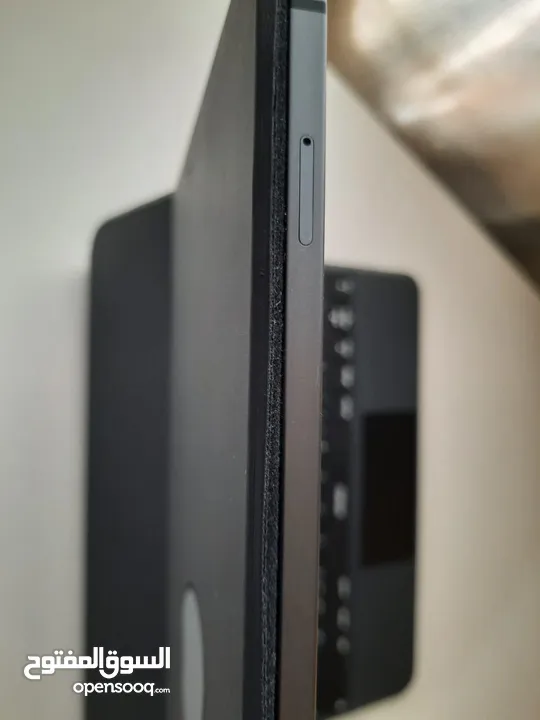 للبيع iPad pro  الجيل الرابع 2021 (12.9) إنش بدعم شريحه خط