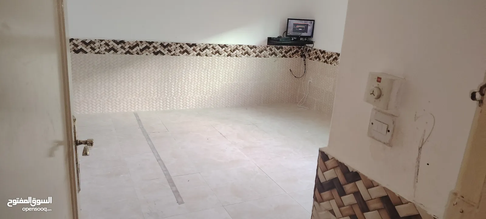 ؛شقه مستقله للاجار الزرقا الجديده شارع الفلاتر شارع البتراوي خلف مسجد عمر بن العاص