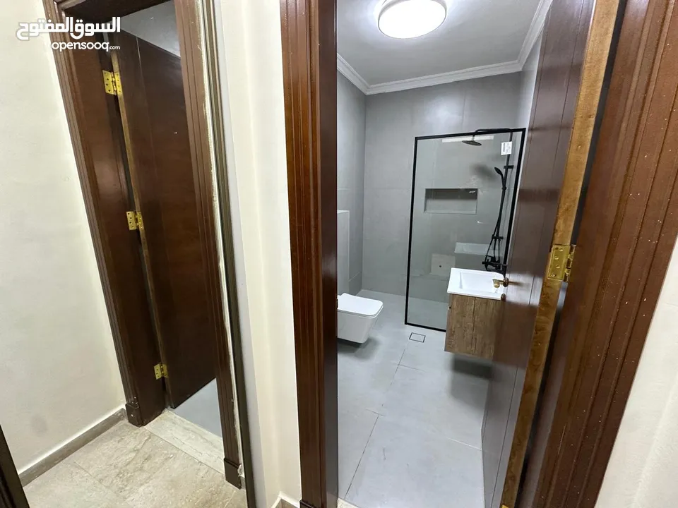 Semi furnished duplex apartment for rent in Abdoun ( Property 42148 )-174787292
