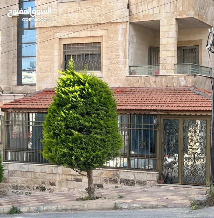 شقة طابق أرضي في أرقى مناطق أبونصير