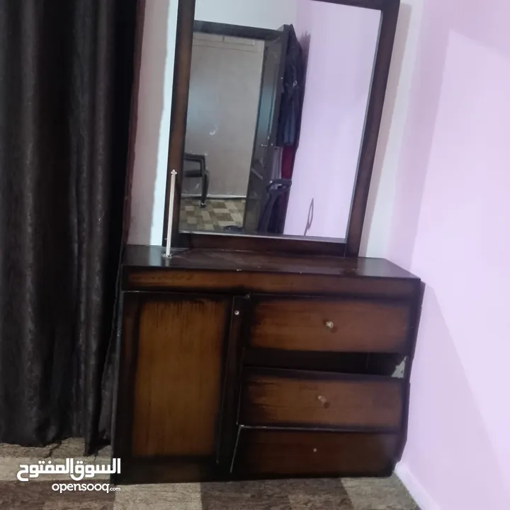 نشتري جميع انواع الاثاث المستعمل والأجهزة الكهربائية جميع انواع الخردوات