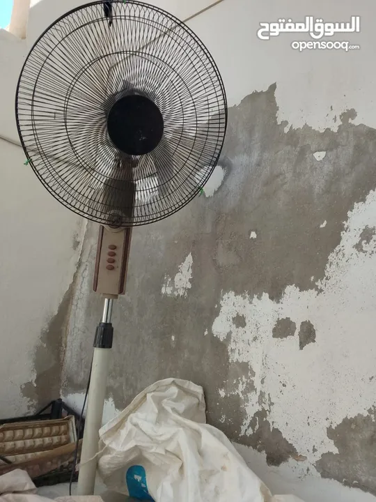 مروحةوخلاط وقطع اخرى