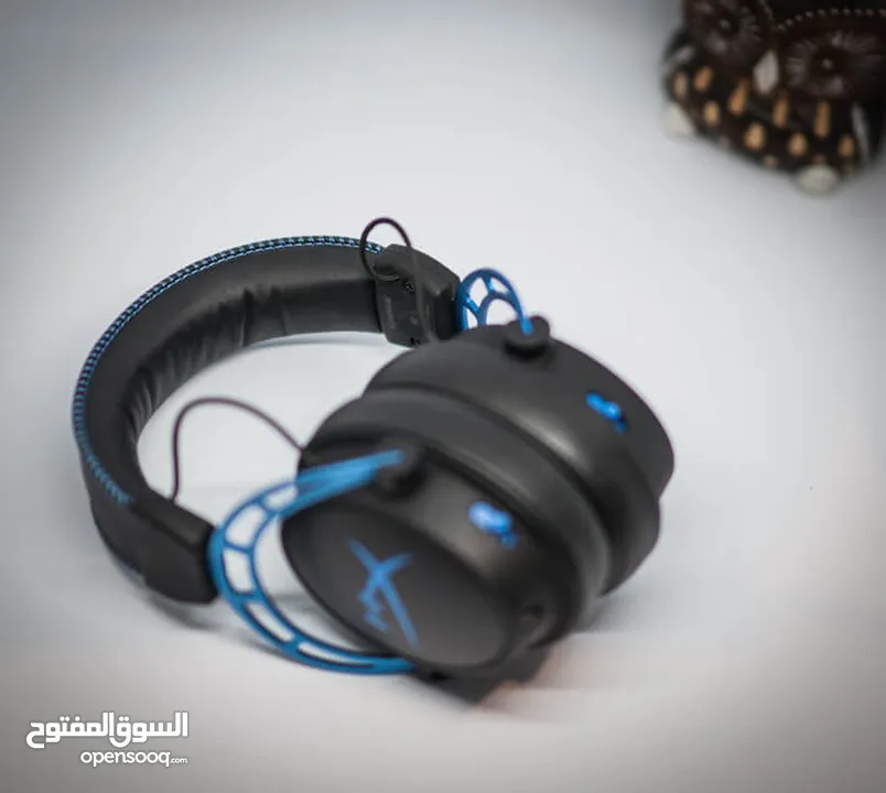 سماعة hyper x alpha s للبيع مستعمله بحاله جيده جدا هايبر اكس الفا س لون ازرق و اسود