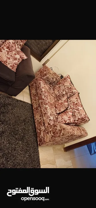كنب للبيع مستعمل