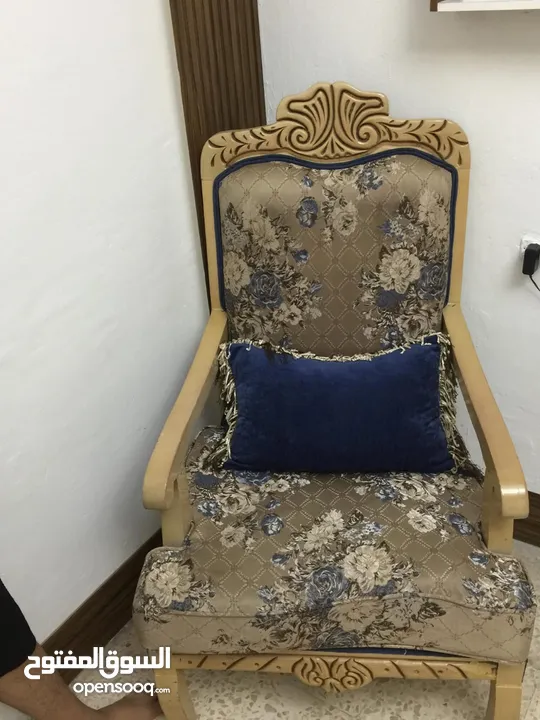 طقم كنب تفصيل تسع مقاعد للبيع
