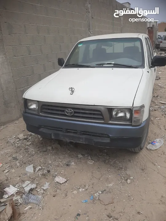 Toyota pack up madel 2000 second hand spare parts available