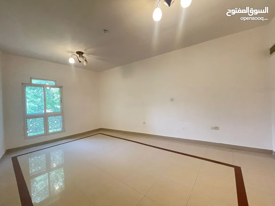 4 + 1 BR Townhouse in Bausher with Shared Pool & Gym & Garden & Playground