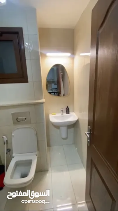 استوديو للبيع