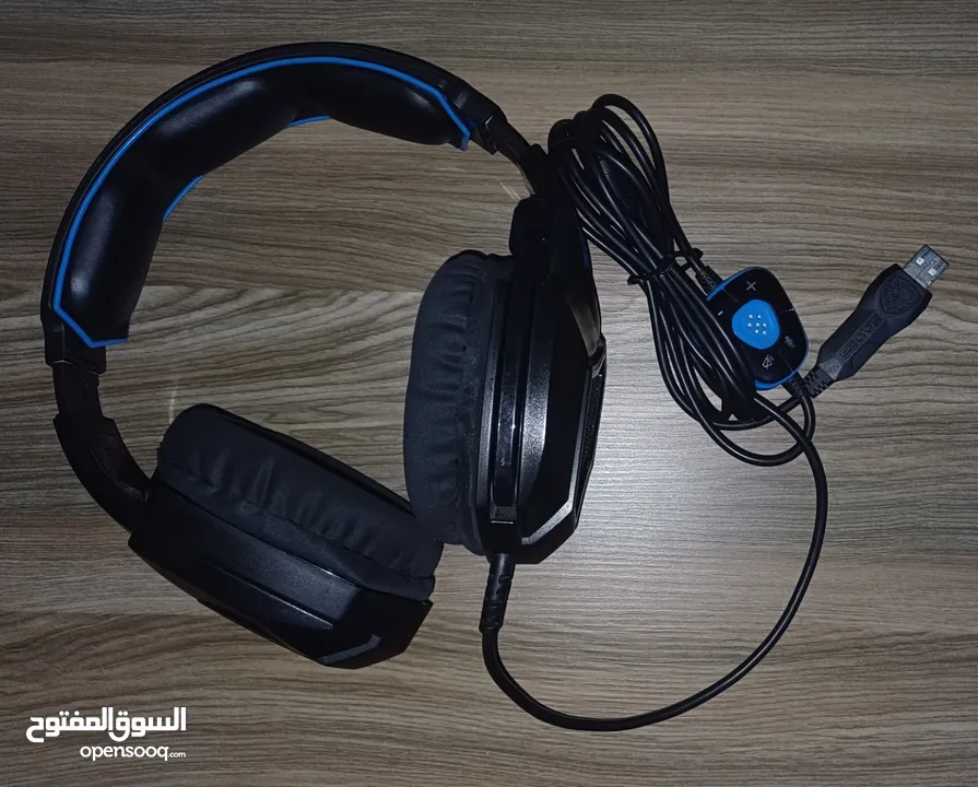 سماعة sadesR9 gaming headset7.1USB محيطيه و حالة السماعة ممتاز تستخدم للإجتماعات و الميكرفون ممتاز