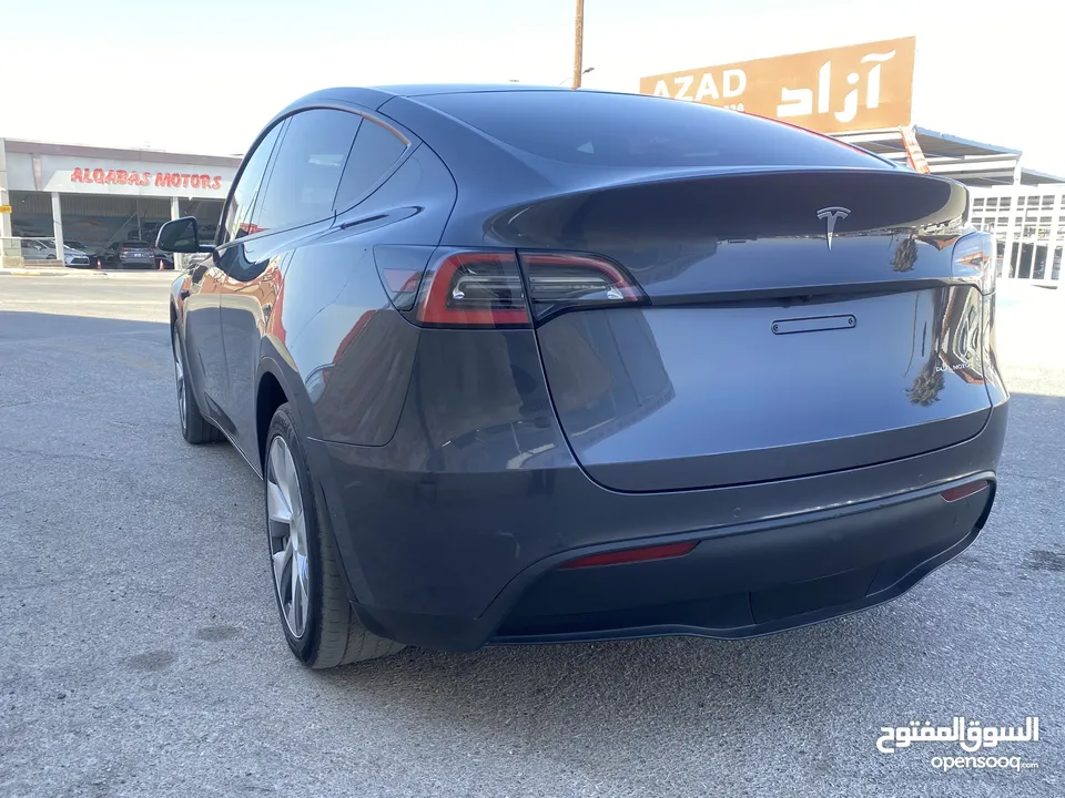 TESLA Y LONG RANGE 2021