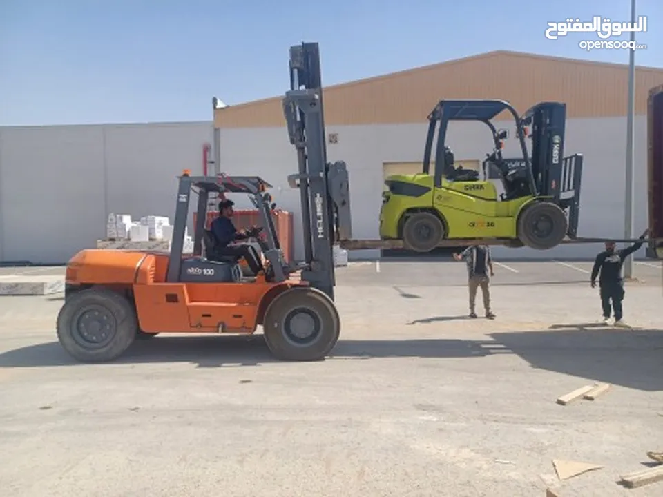 رافعه شوكيه فوركلفت للايجار والمشاوير forklift for rent