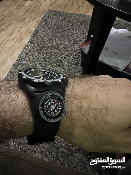 مع بوصله اصليه Luminox ساعه عسكريه حجم كبير 46 xl