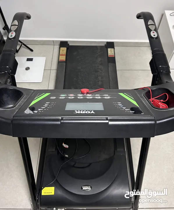 جهاز تردميل يورك اكتيف 110  YORK ACTIVE 110 TREADMILL