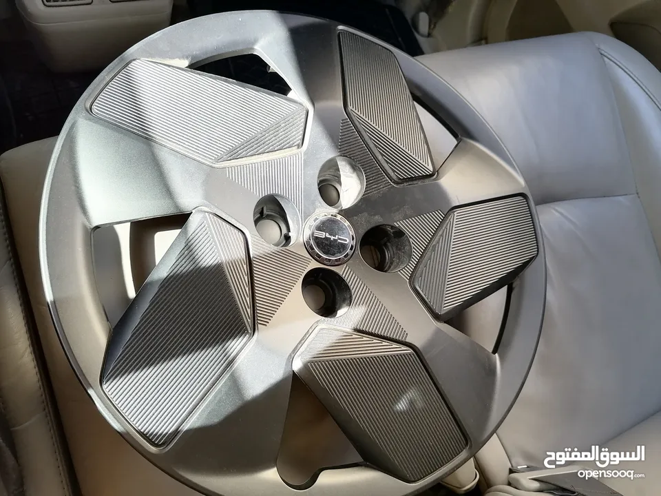 طاسة بي واي دي جديده للبيع فردة وحده قياس 16
