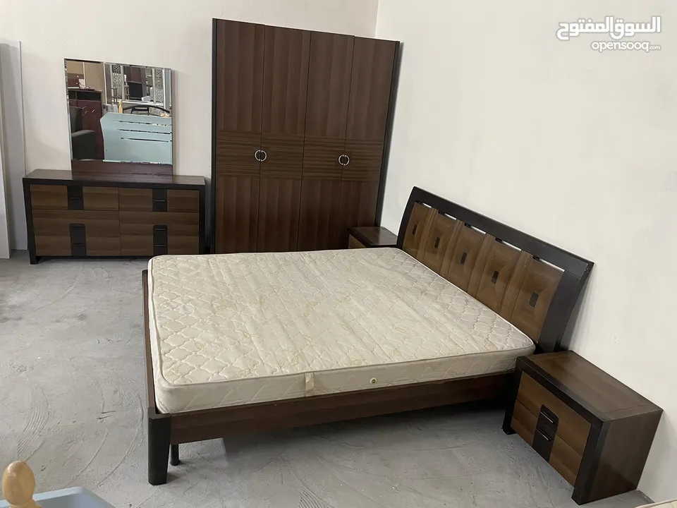 Selling home canter king bedroom set