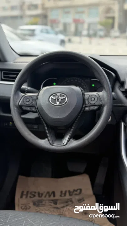 تويوتا RAV4 ترخيص 2023 محرك 2500 هايبرد  جير أوتوماتيك 296 حصان