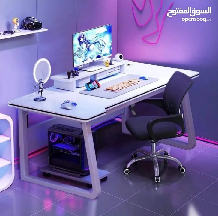 مكتب الجيمنج و الالعاب الاحترافي لون ابيض