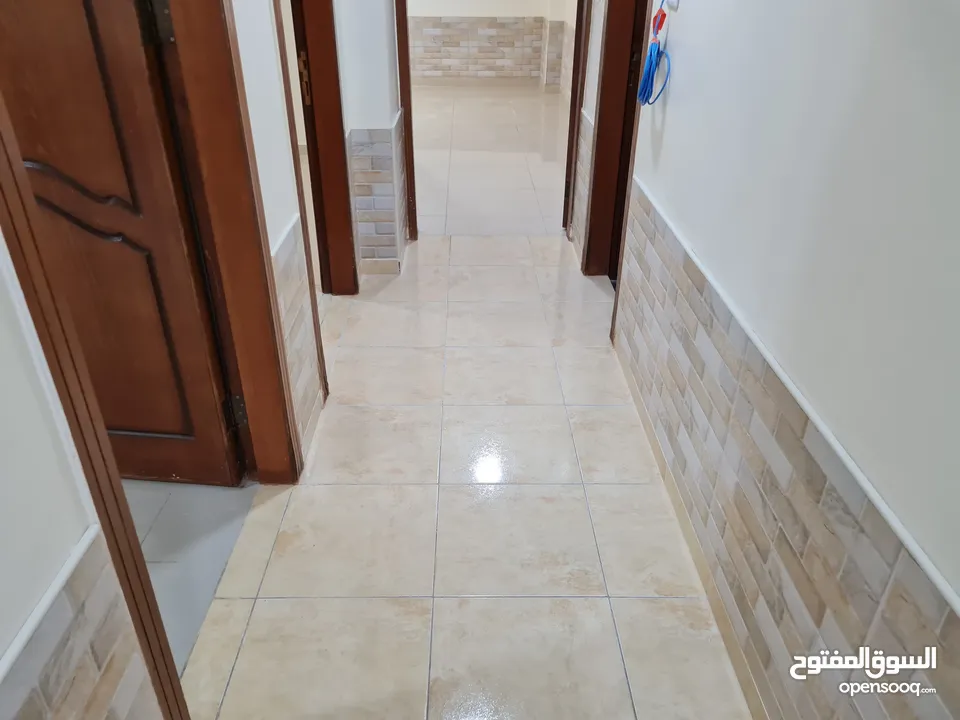 شقة تسوية للايجار من المالك مباشرة بالقرب من اشارة مستشفى حمزة ومسجد ابو بكر