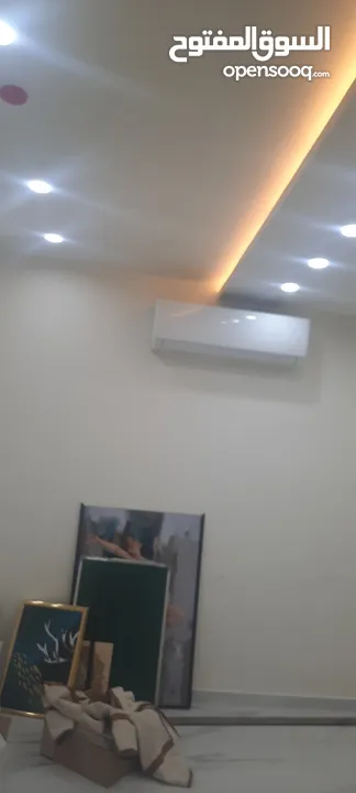 مكتب او عياده سوبر ديلوكس مساحة 78متر  الطابق الثالث موقع مميز ... .... ..... ...... ....... .......