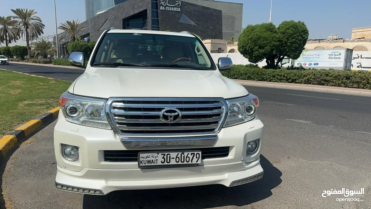 Land Cruiser GXR Platinum 2015