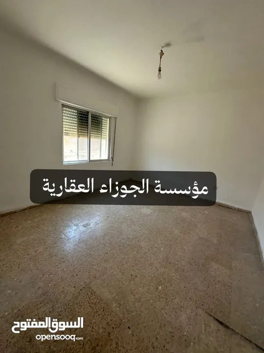 شقة فارغة للايجار في منطقة الذراع الغربي 200 دينار شهري