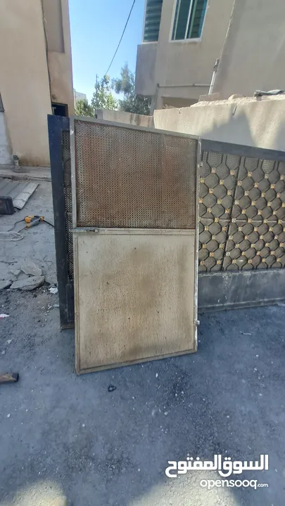 شراء جميع انواع باب شباك ابواب شبابيك حمايات باب حديد باب المنيوم باب امان