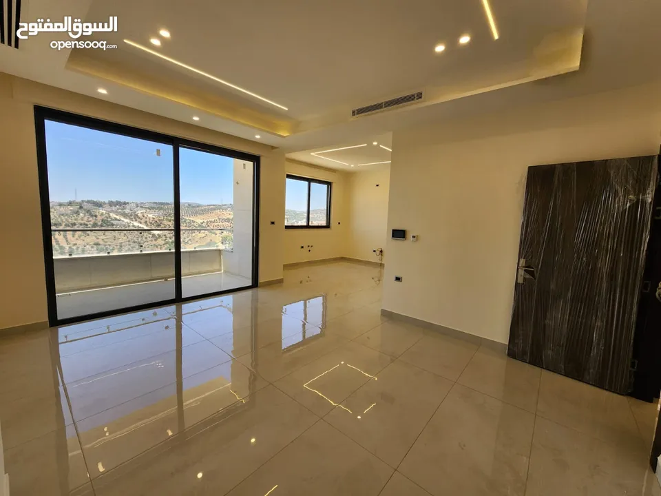شقة فارغة للبيع في دابوق- REF:14660