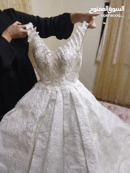 بدلة عرس و بدلة خطوبة