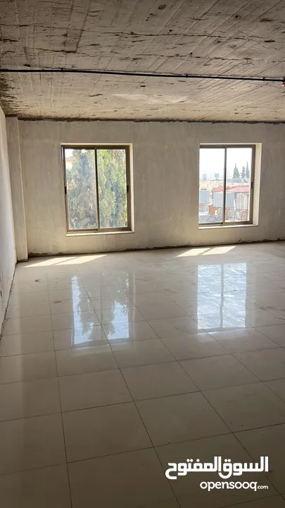 مكتب تجاري للبيع في جبل الحسين REF 3954