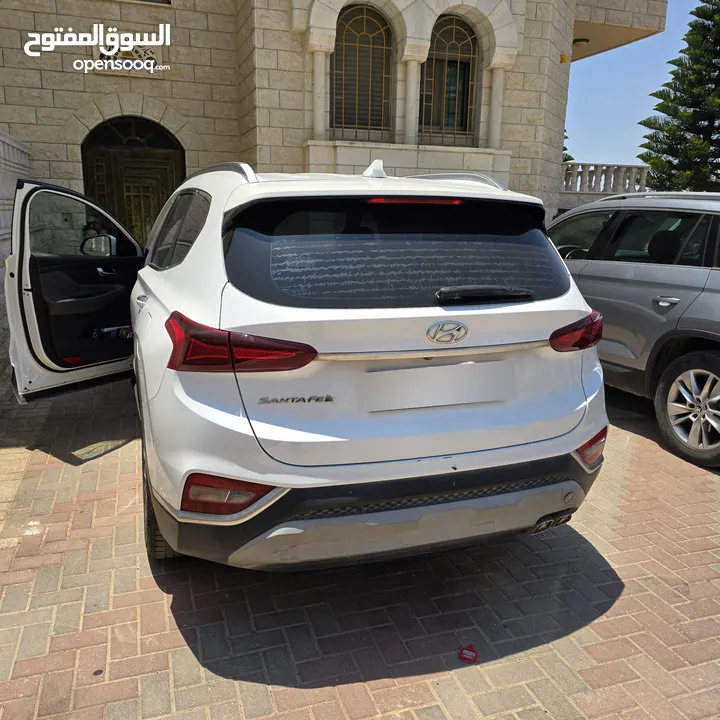 سانتافي 2019
