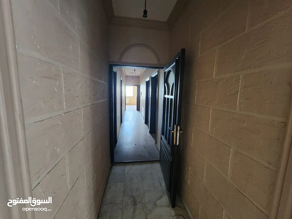 شقة للبيع في دير غبار - ref : 14420