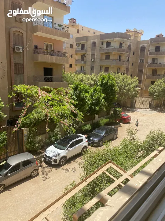 بحدائق الأهرام أرخص شقة واجهة بالسوق مساحة 130م خطوات لشارع الجيش وسهل الوصول من أكتر من بوابة