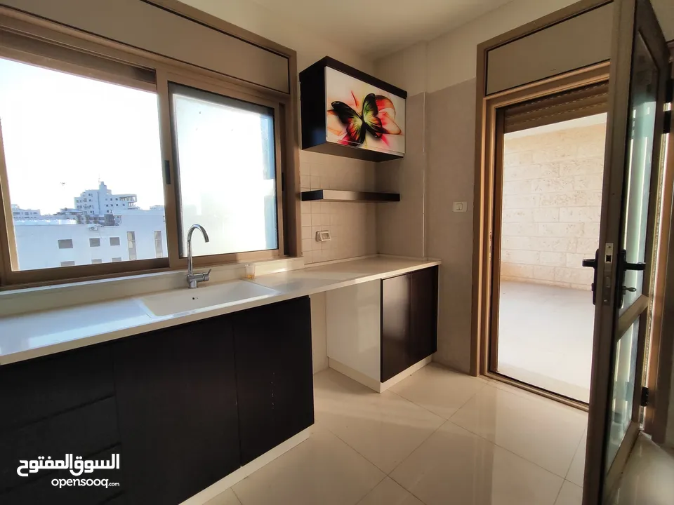 شقة غير مفروشة للايجار في الماصيون قرب مشفى رام الله