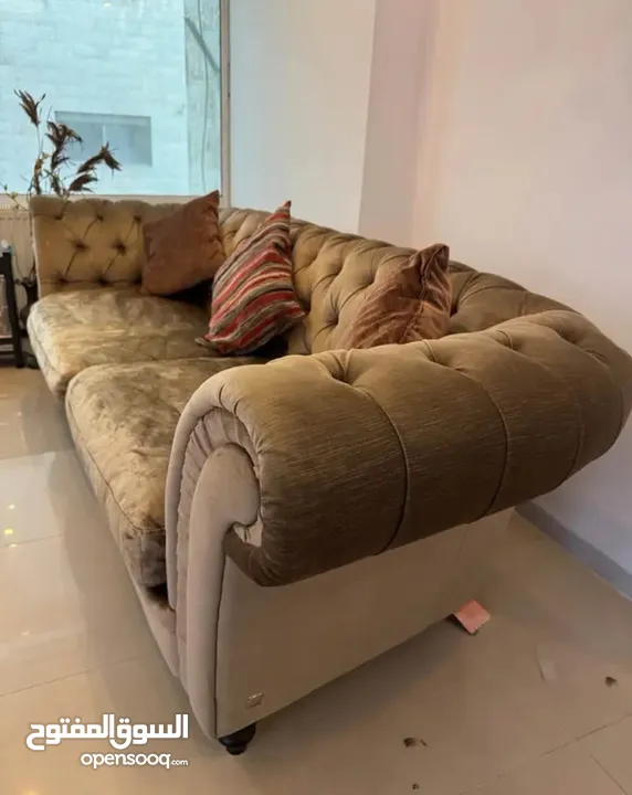 طقم كنب مكون من كنبايتان