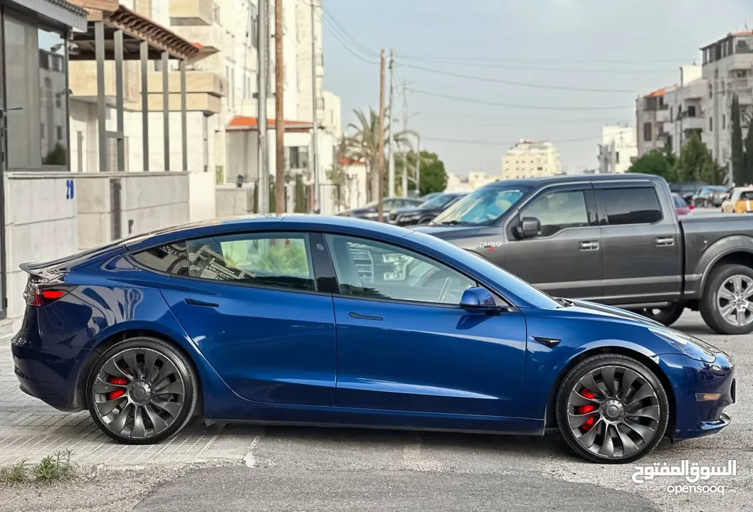 Tesla Model 3 Performance 2022  جمرك اليوم ترخيص وتأمين سنه كامله