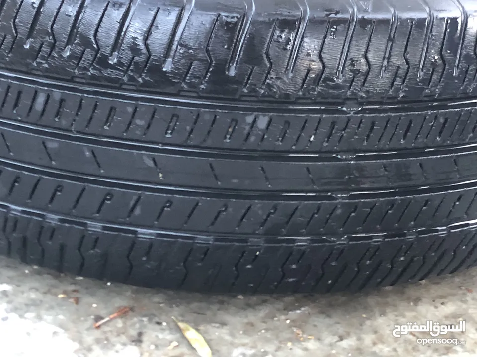 4 اربع عجال TOYOTA RAF 4 بحاله الوكاله قابل للتفاوض