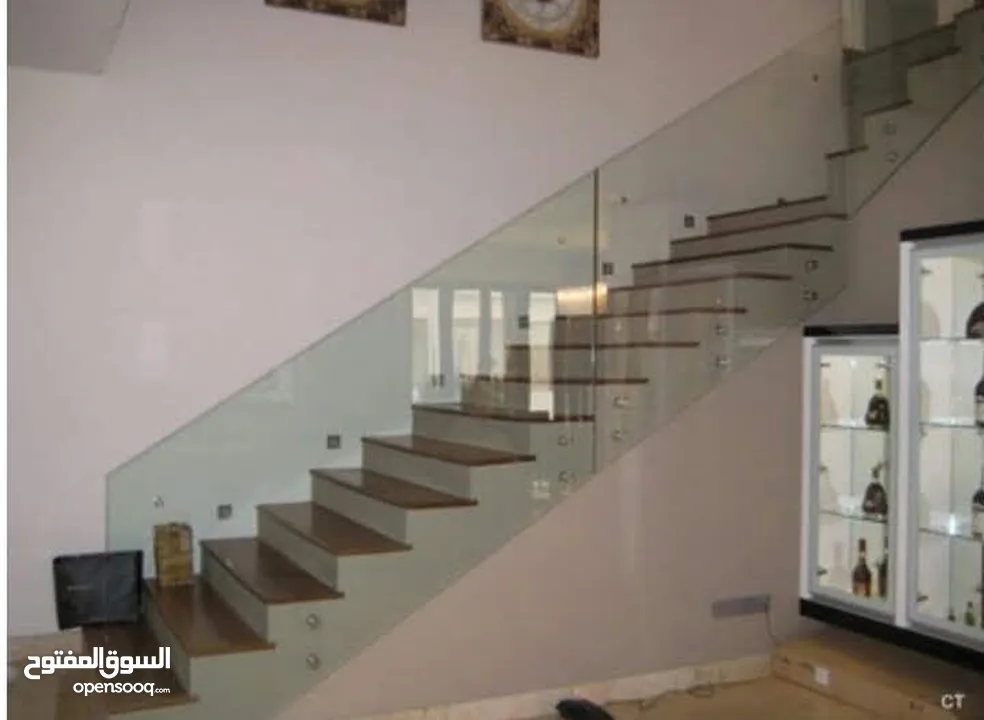 معرض رام الله للزجاج والسيكوريت و المرايا و الديكورات الداخليه  التزام جوده كفائه و اختصاص