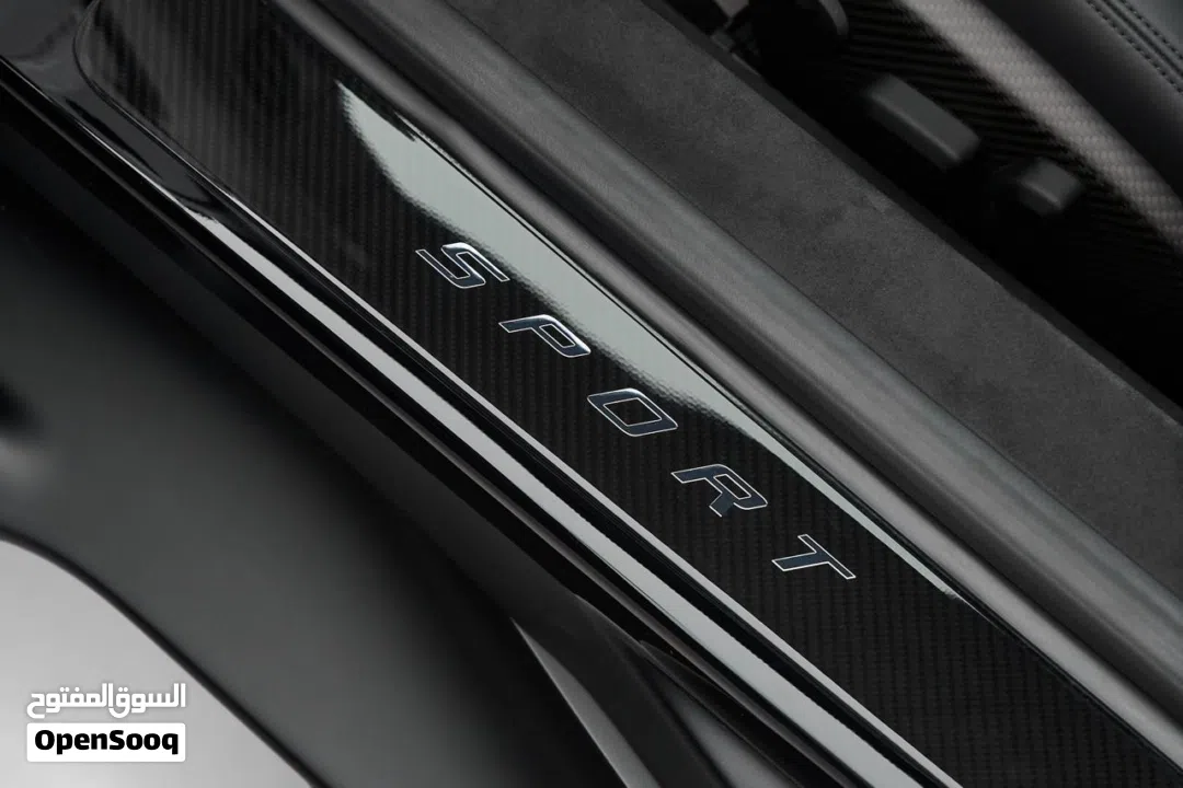 BUGATTI CHIRON SPORT, 2020, GCC, FSH, IMMACULATE CONDITION